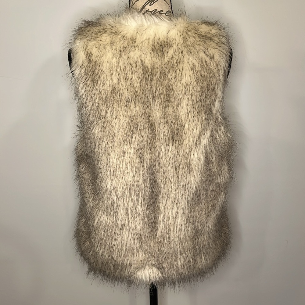 Victoria’s Secret Supermodel Essentials faux fur vest S - Picture 3 of 13